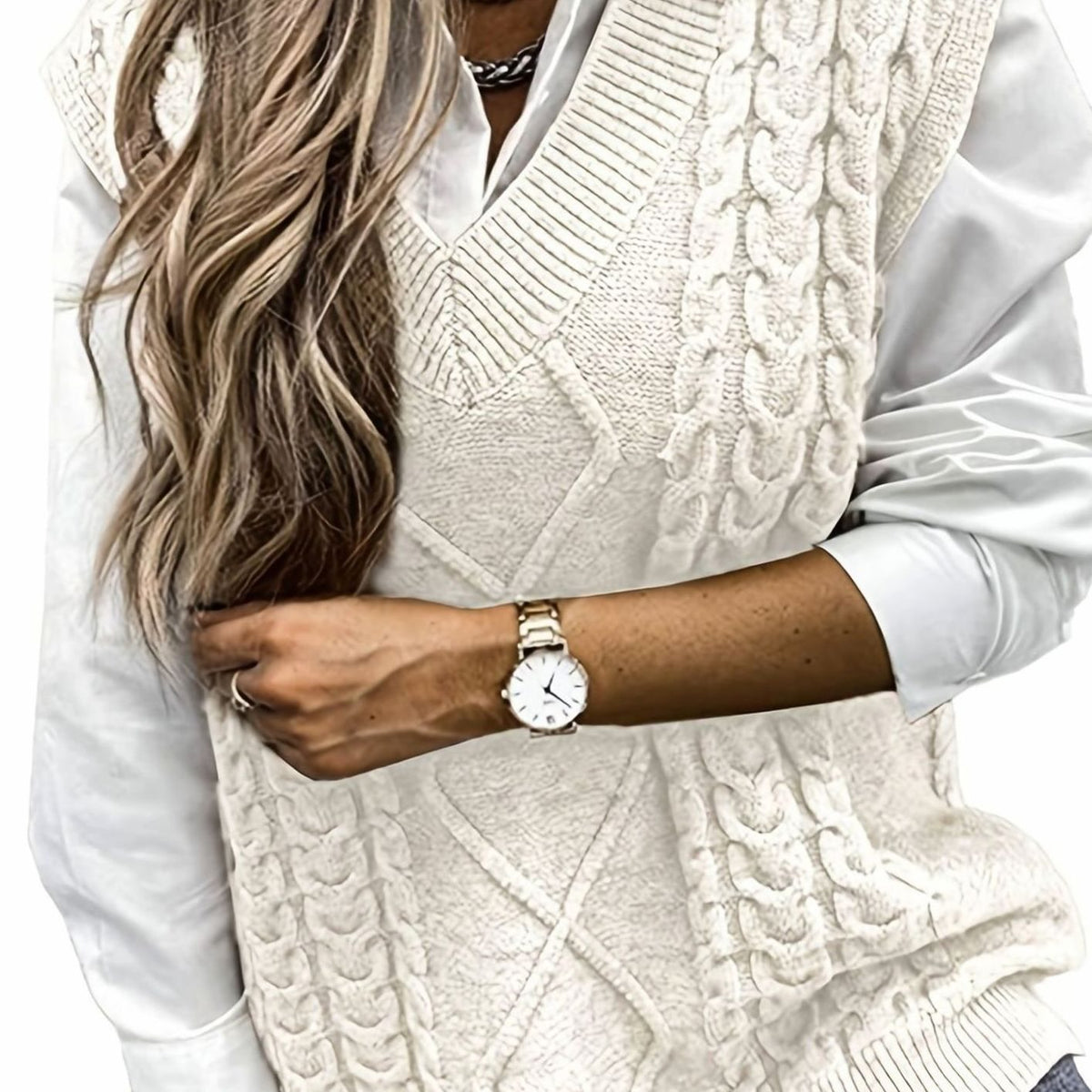 Women's Relaxed-Fit Cable-Knit V-Neck Sweater Vest