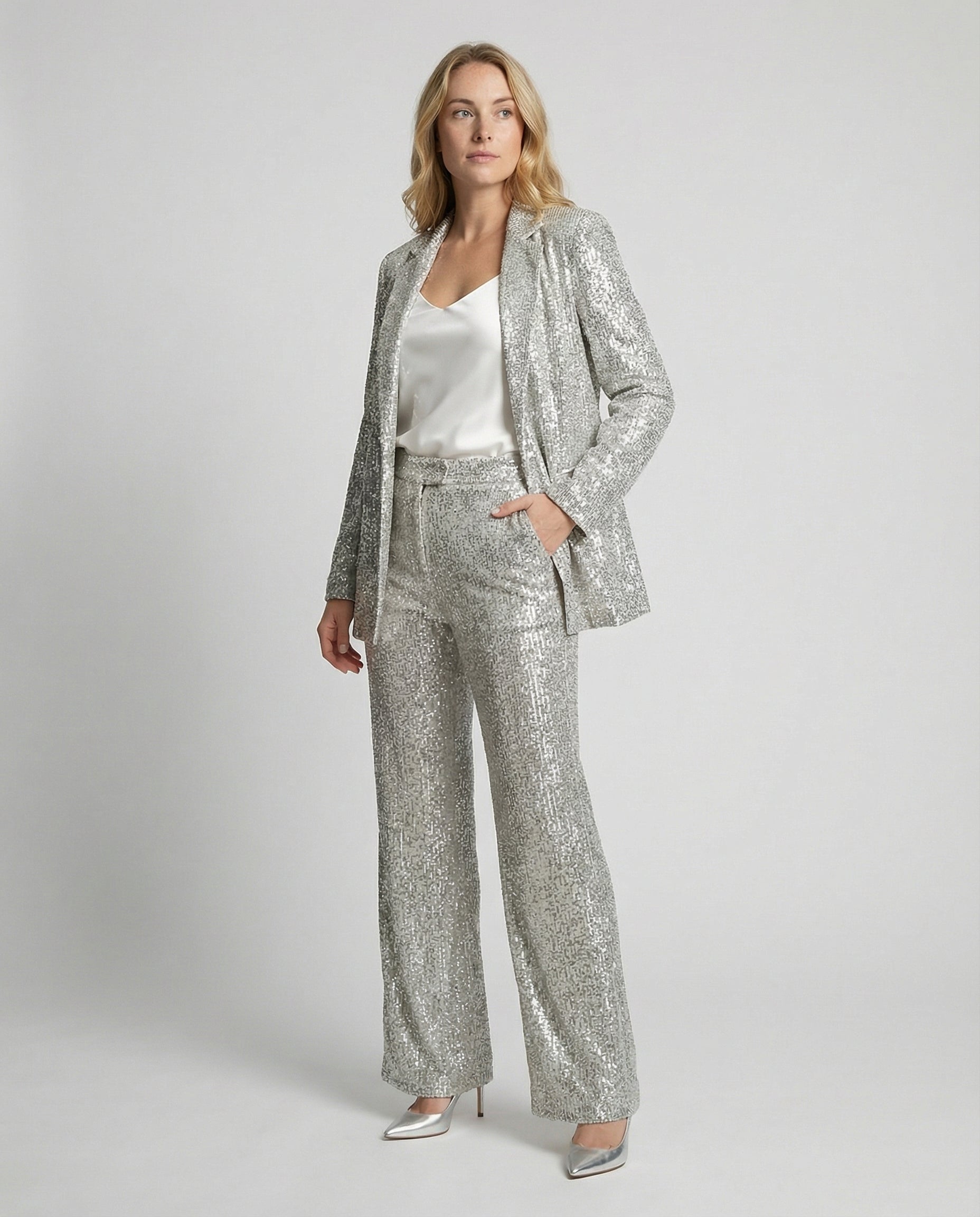 Women's Sparkling Blazer Suit with Wide Legs and Shimmering Sequins Wearclo