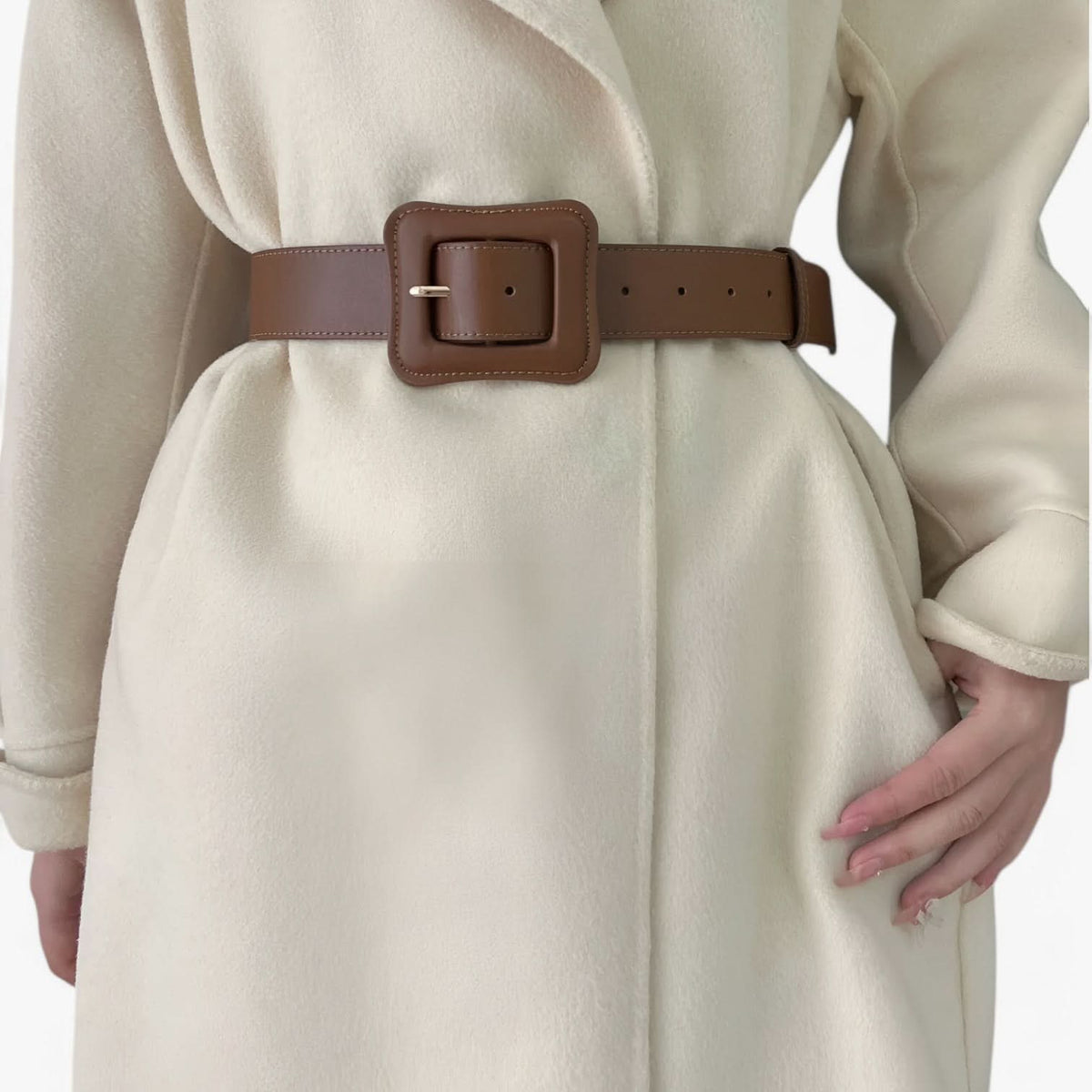 Women's Vintage High-Waist Wide Leather Belt with Adjustable Buckle