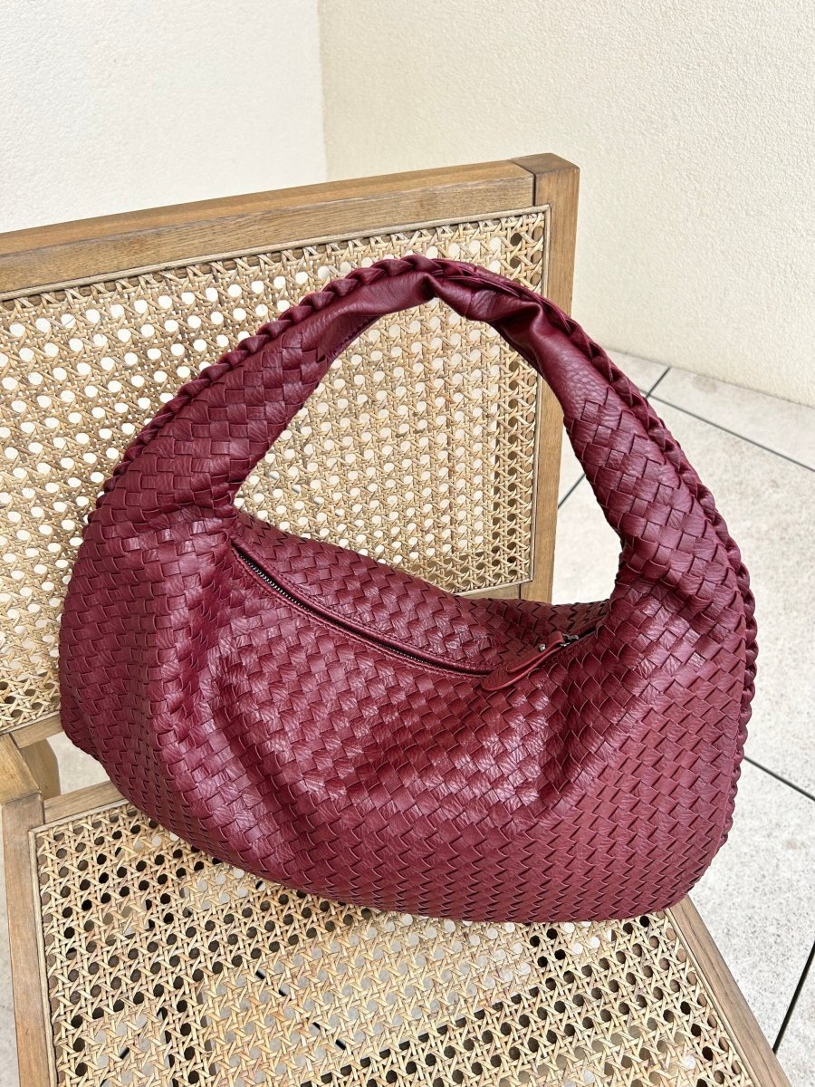WORKWEEKER – Stylish, durable women's tote bag with spacious interior
