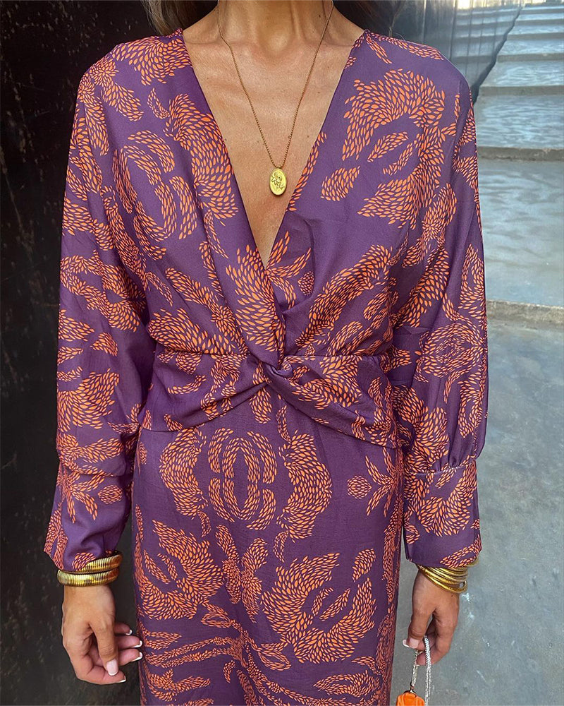 Zali - Elegant Long Sleeve V-Neck Dress
